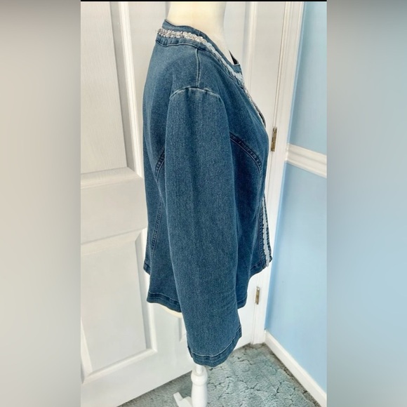 Jean jacket denim woman size medium - Picture 3 of 4